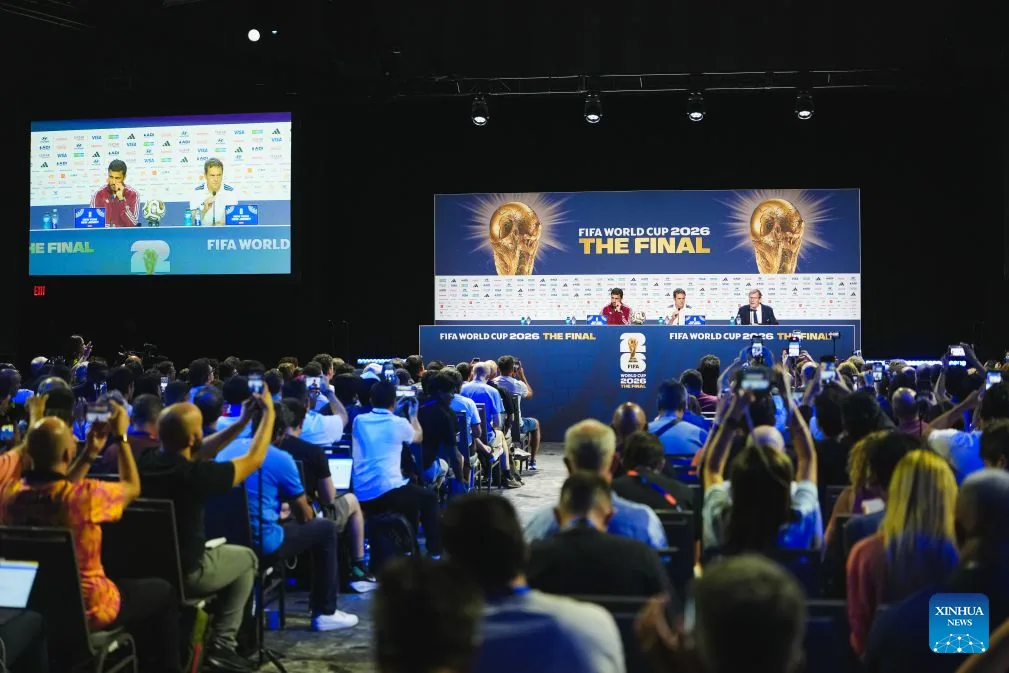 Argentina coach Scaloni hails Messi before World Cup final