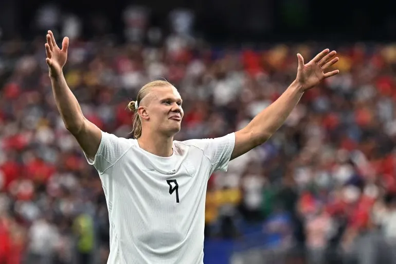 Norway's forward #09 Erling Braut Haaland celebrates after scoring his team's second goal during the 2026 World Cup round of 32 football match between Ivory Coast and Norway at the Dallas Stadium in Arlington on June 30, 2026. (Photo by Paul ELLIS / AFP)