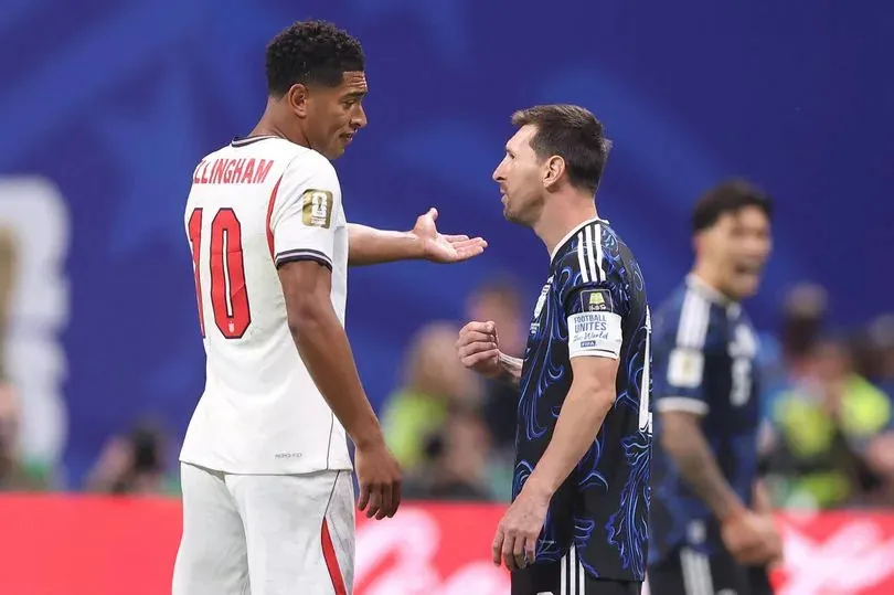 ATLANTA, GEORGIA - JULY 15: Jude Bellingham of England speaks with Lionel Messi of Argentina during the FIFA World Cup 2026 Semi Final match between England and Argentina at Atlanta Stadium on July 15, 2026 in Atlanta, Georgia. (Photo by Catherine Ivill - AMA/Getty Images)